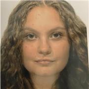 Ragazza diplomata al Liceo Linguistico con 87/100. Do ripetizioni a ragazzi di elementari e medie